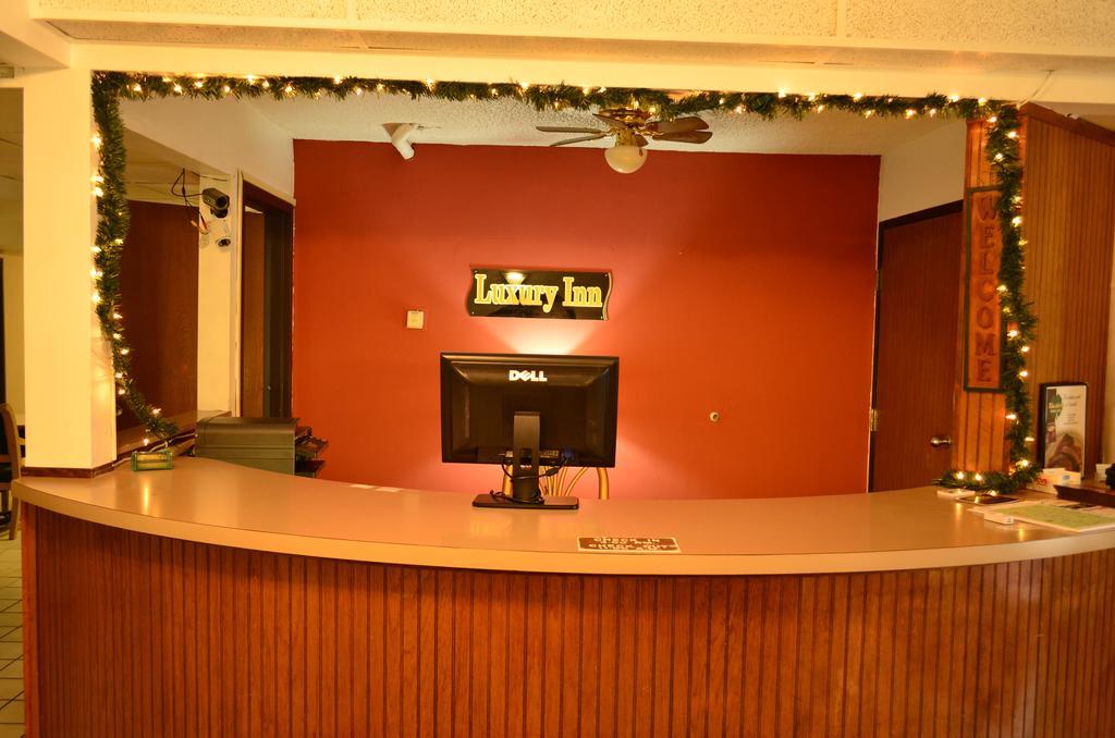 Luxury Inn&Suites Lincoln Extérieur photo