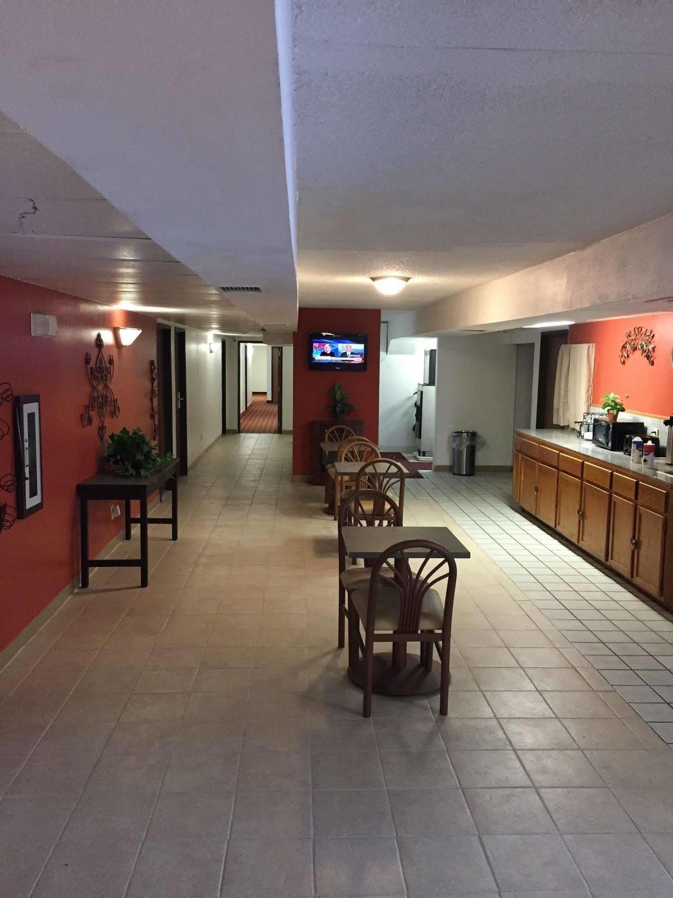Luxury Inn&Suites Lincoln Extérieur photo