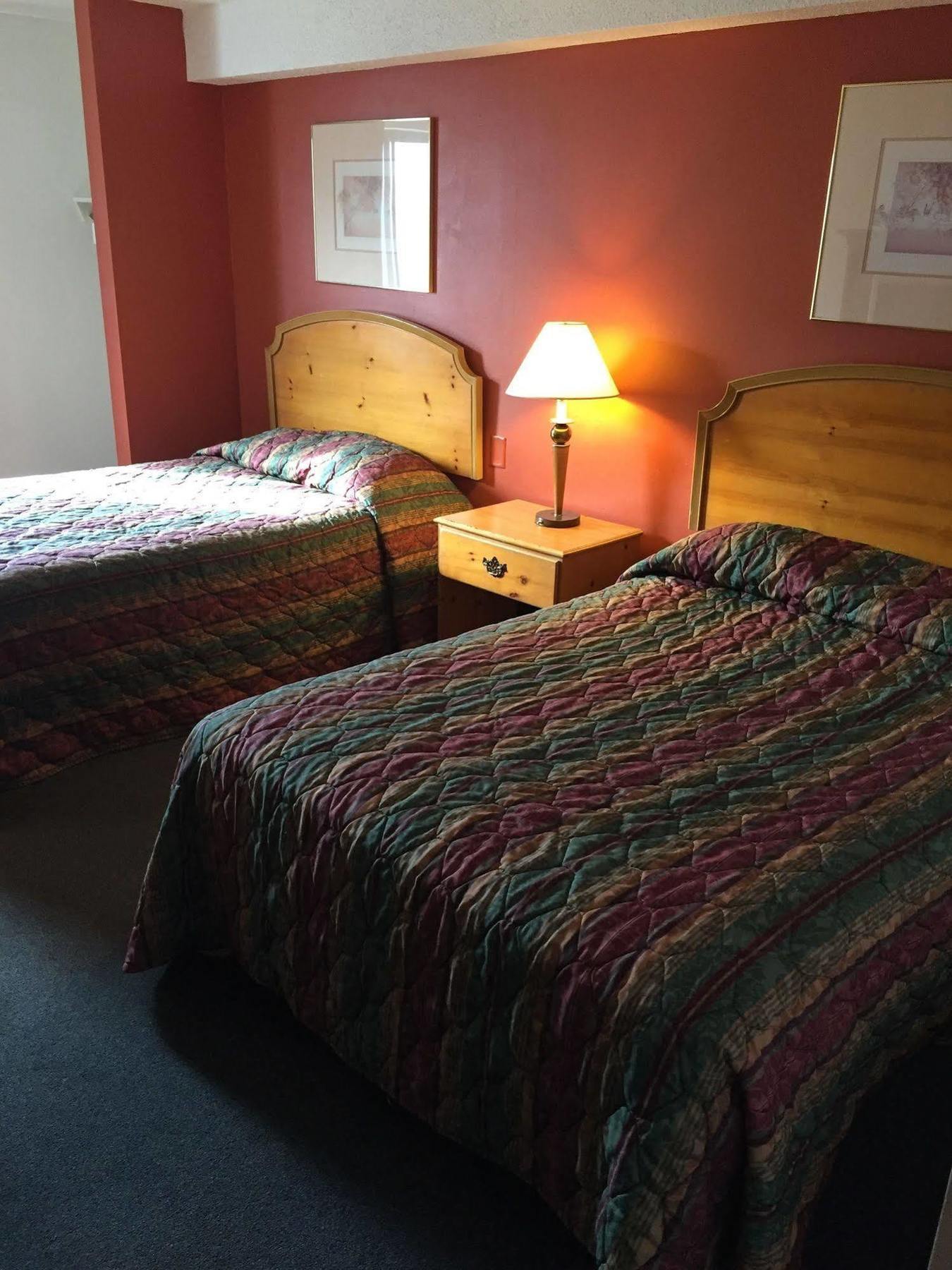 Luxury Inn&Suites Lincoln Extérieur photo