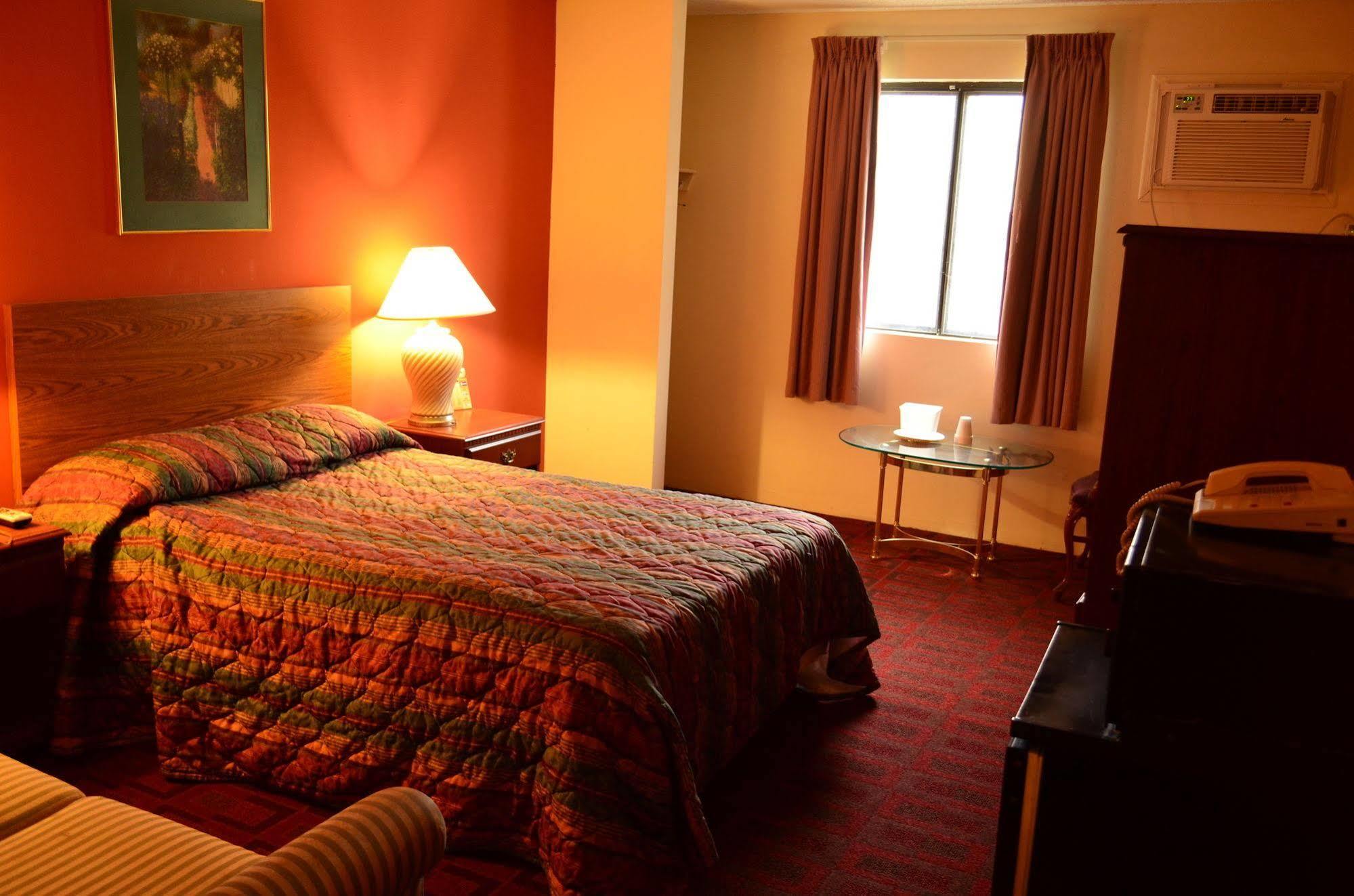 Luxury Inn&Suites Lincoln Extérieur photo